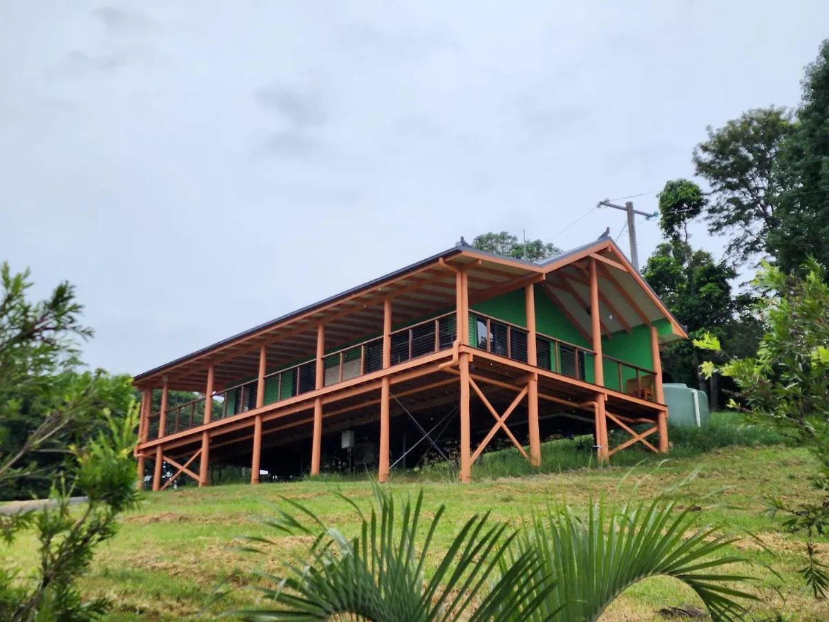 ****  Maleny Tropical Retreat Bed & Breakfast Australia