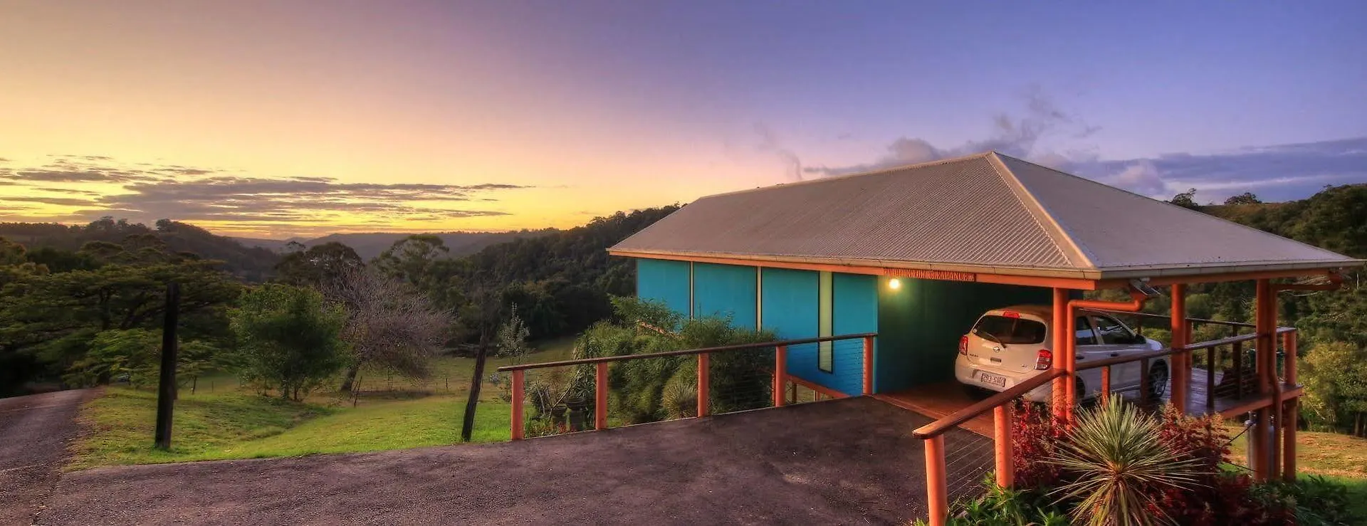 Maleny Tropical Retreat Bed & Breakfast 4*,  Australia