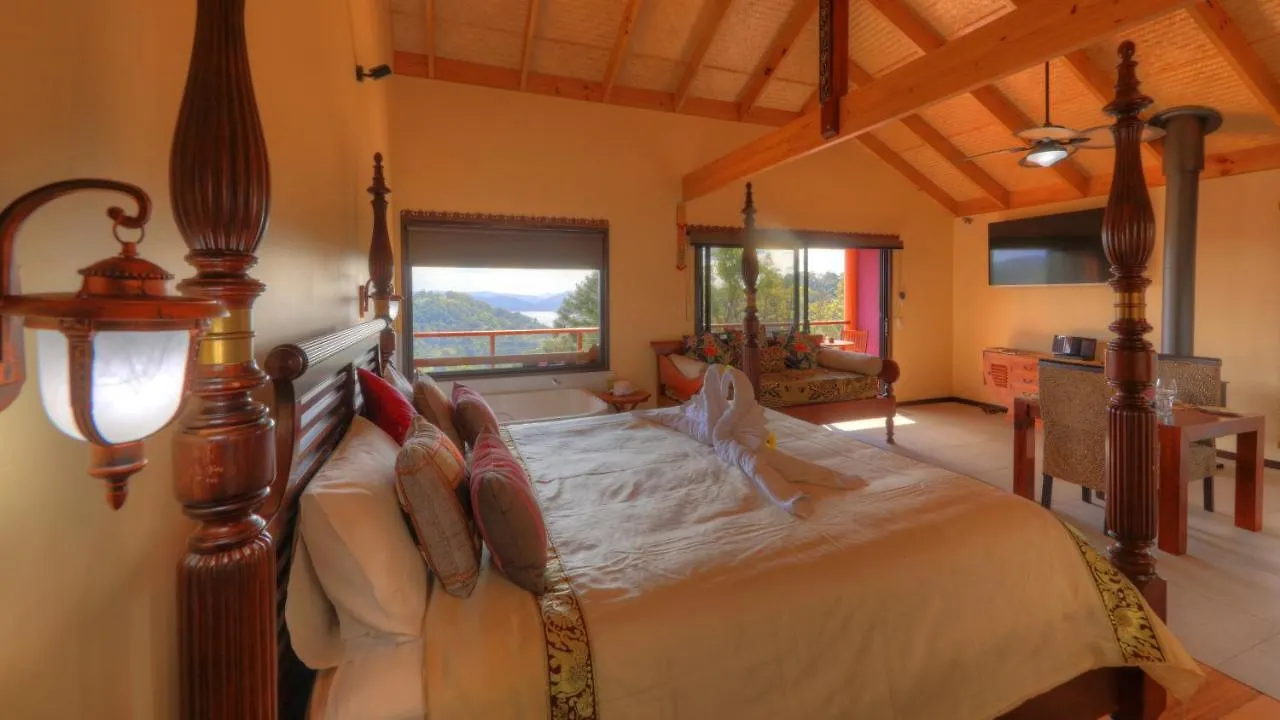 Maleny Tropical Retreat Bed & Breakfast