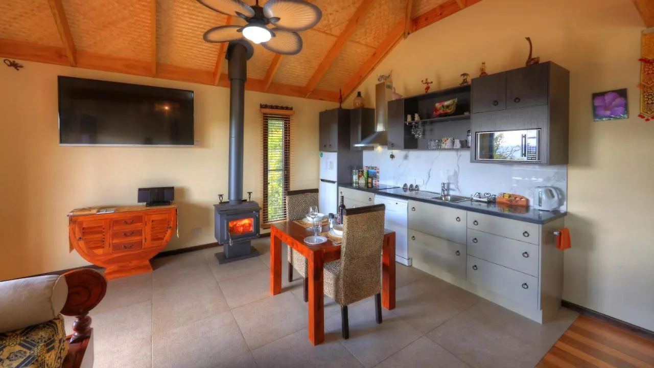 Maleny Tropical Retreat Bed & Breakfast