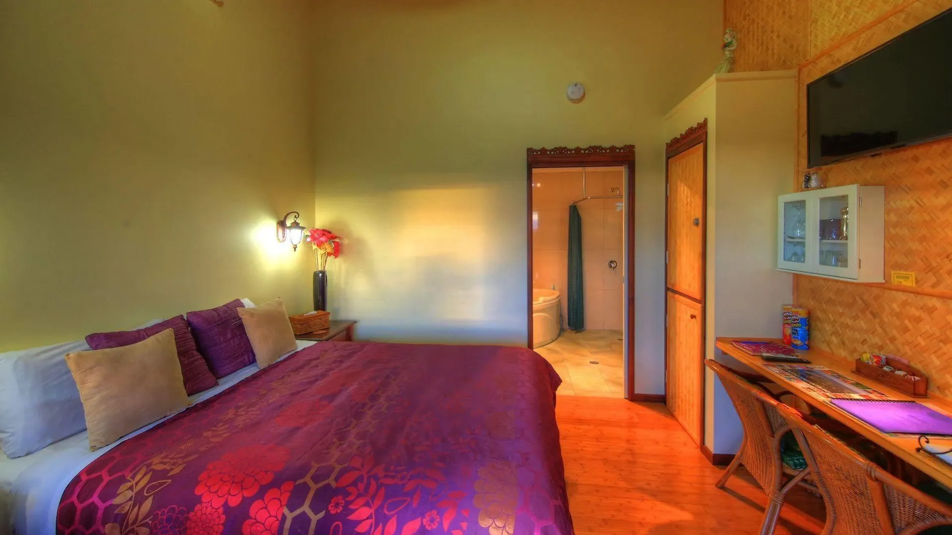Maleny Tropical Retreat Bed & Breakfast